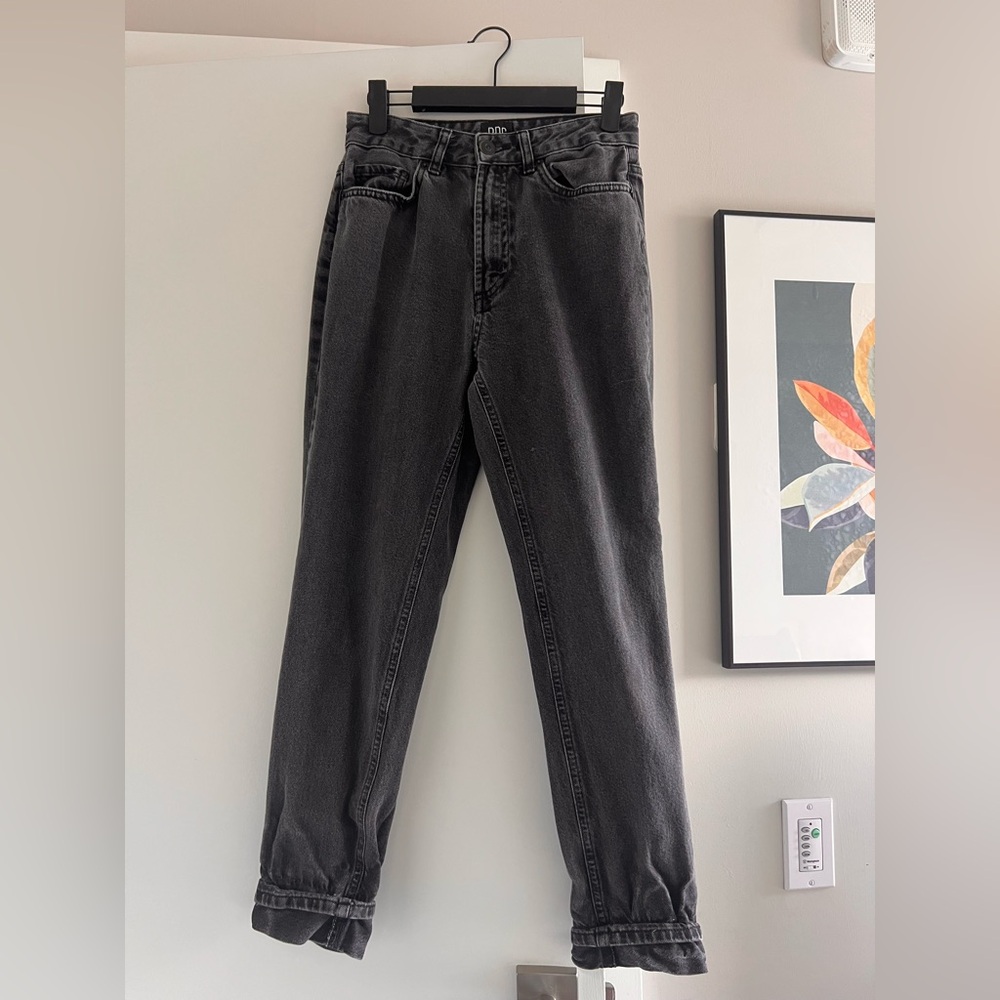 BDG Gray Straight Leg Jeans with Vintage-Inspired Cut